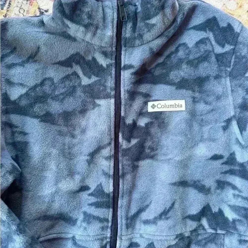 Columbia women’s blue Mountains long sleeve Full  zip Jacket size Medium - Picture 2 of 5